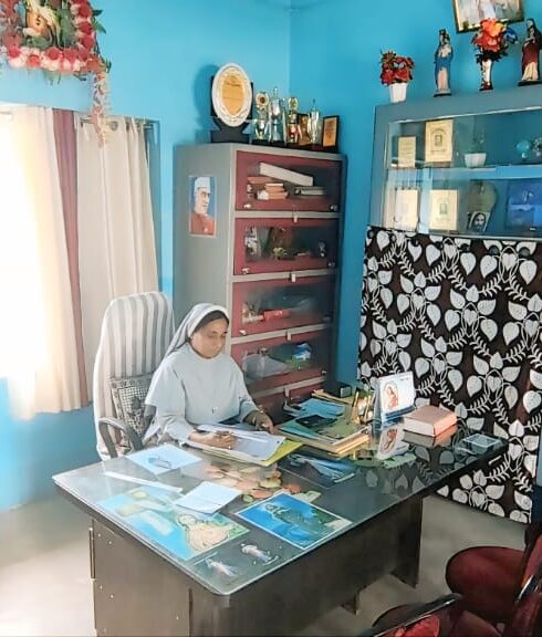 S.R. Rachel Mary - Principal